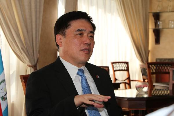 Lung-Bin Hau, alcalde de Taipéi, Taiwán, visitó el país.