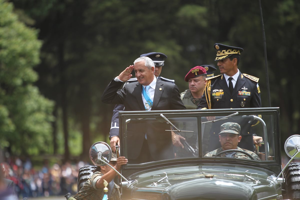 Pérez Molina es el primer militar electo popularmente en la nueva era democrática de Guatemala. (Foto Prensa Libre: Hemeroteca PL)