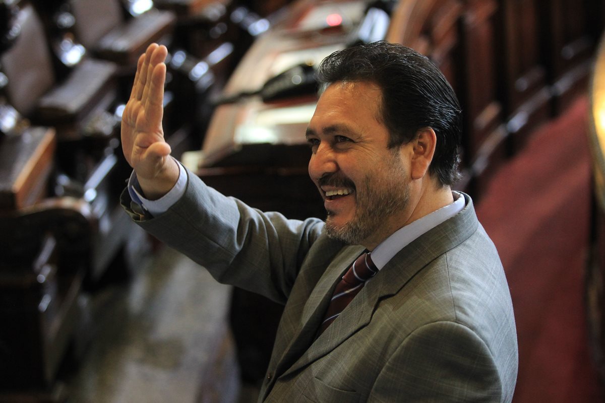 La Fiscalía pide retirar el derecho de antejuicio al diputado Gury Rivera, para investigarlo por supuestamente agredir a un manifestante durate el paro nacional efectuado en agosto. (Foto Prensa Libre: Hemeroteca)