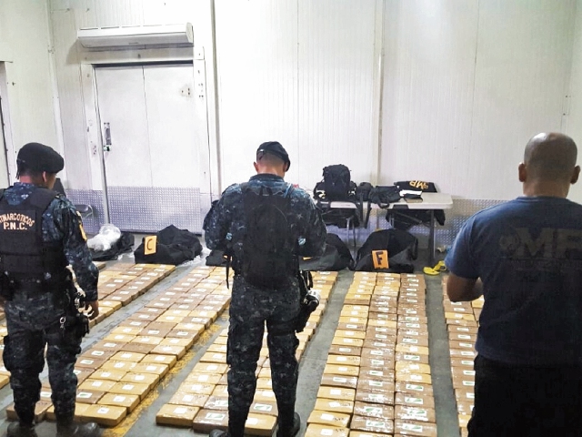 El 6 de agosto último, agentes de la PNC incautaron 139 kilos de heroína en el km 54.5 ruta a Palín.
