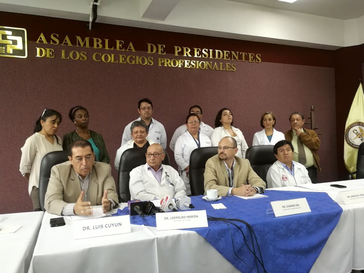 Profesionales de salud piden audiencia con el presidente Jimmy Morales