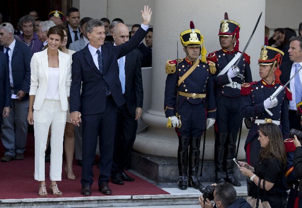 Macri prioriza política de “conciliación”  en primer día como presidente de Argentina