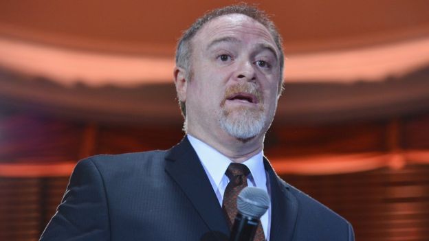 Steven M. Zeitels cuida las cuerdas vocales de artistas como Adele, Steven Tyler, Lionel Richie y Sam Smith. GETTY IMAGES