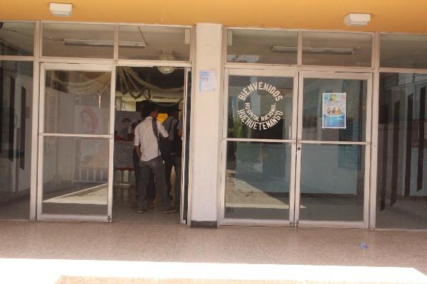 Bebé permanece en hospital de Huehue.