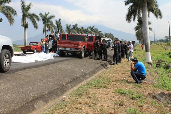 Los cuerpos de seis hombres fueron hallados dentro de un picop en Escuintla, el 4 de marzo último. (Foto Prensa Libre: Archivo)