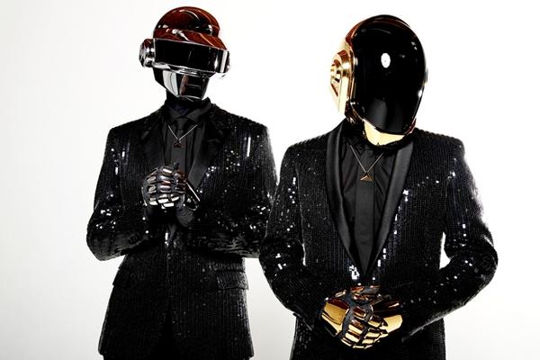 El dúo electrónico Daft Punk podría llevarse varios gramófonos dorados (FOTO PRENSA LIBRE: AP).<br _mce_bogus="1"/>