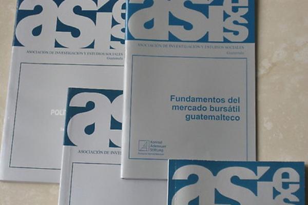 Las investigaciones y estudios de Asies se enfocan en el tema político, educativo, laboral, económico y juridico.<br _mce_bogus="1"/>