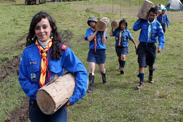 Jovénes, hombres y mujeres, así como niñas y niños participan en el campamento. (Foto Prensa Libre: Eduardo Sam Chun)<br _mce_bogus="1"/>