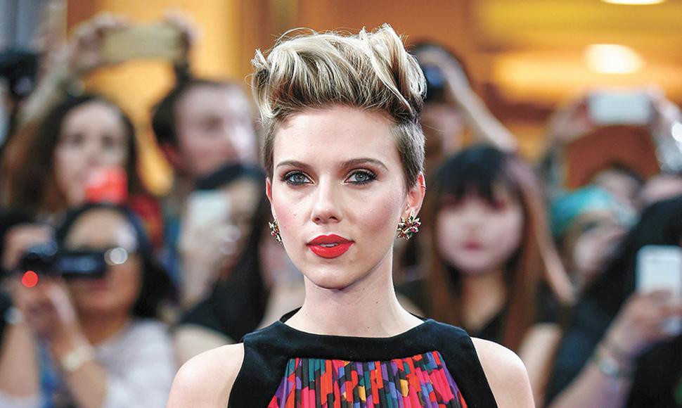Scarlett Johansson y su nuevo papel desataron la polémica en Hollywood (Foto Prensa Libre: AFP).