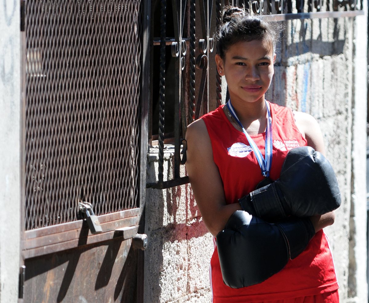 Évelyn López es una boxeadora de El Esfuerzo. Actualmente busca formar parte de la Selección Nacional. (Foto Prensa Libre: Jeniffer Gómez)