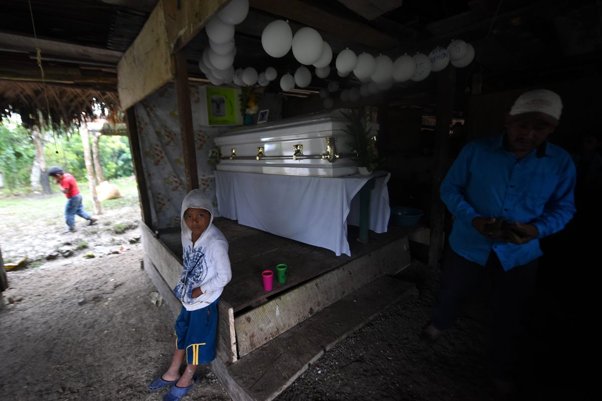 La niña salió con su padre Nery Caal, de 29 años, el pasado 30 de noviembre, rumbo a Estados Unidos.