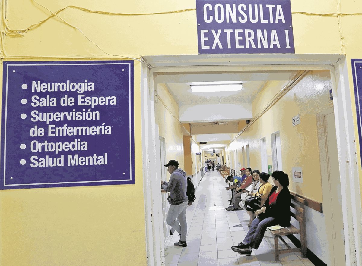 El servicio de consulta externa en los hospitales lleva 16 semanas restringida. (Foto Prensa Libre: Hemeroteca PL)
