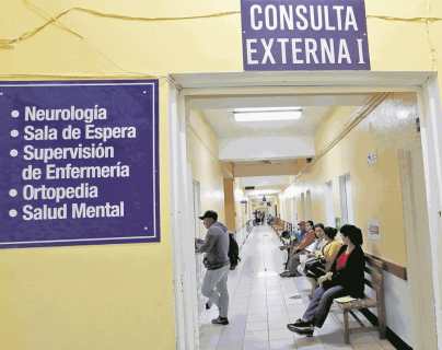La consulta externa en los hospitales continuará restringida una semana más 