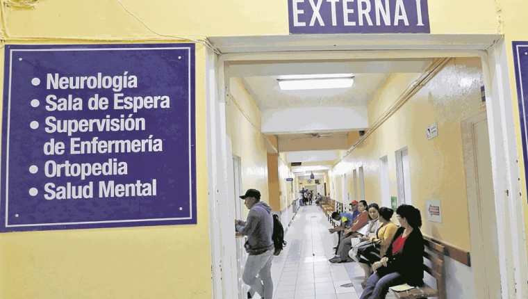 El servicio de consulta externa en los hospitales lleva 16 semanas restringida. (Foto Prensa Libre: Hemeroteca PL)