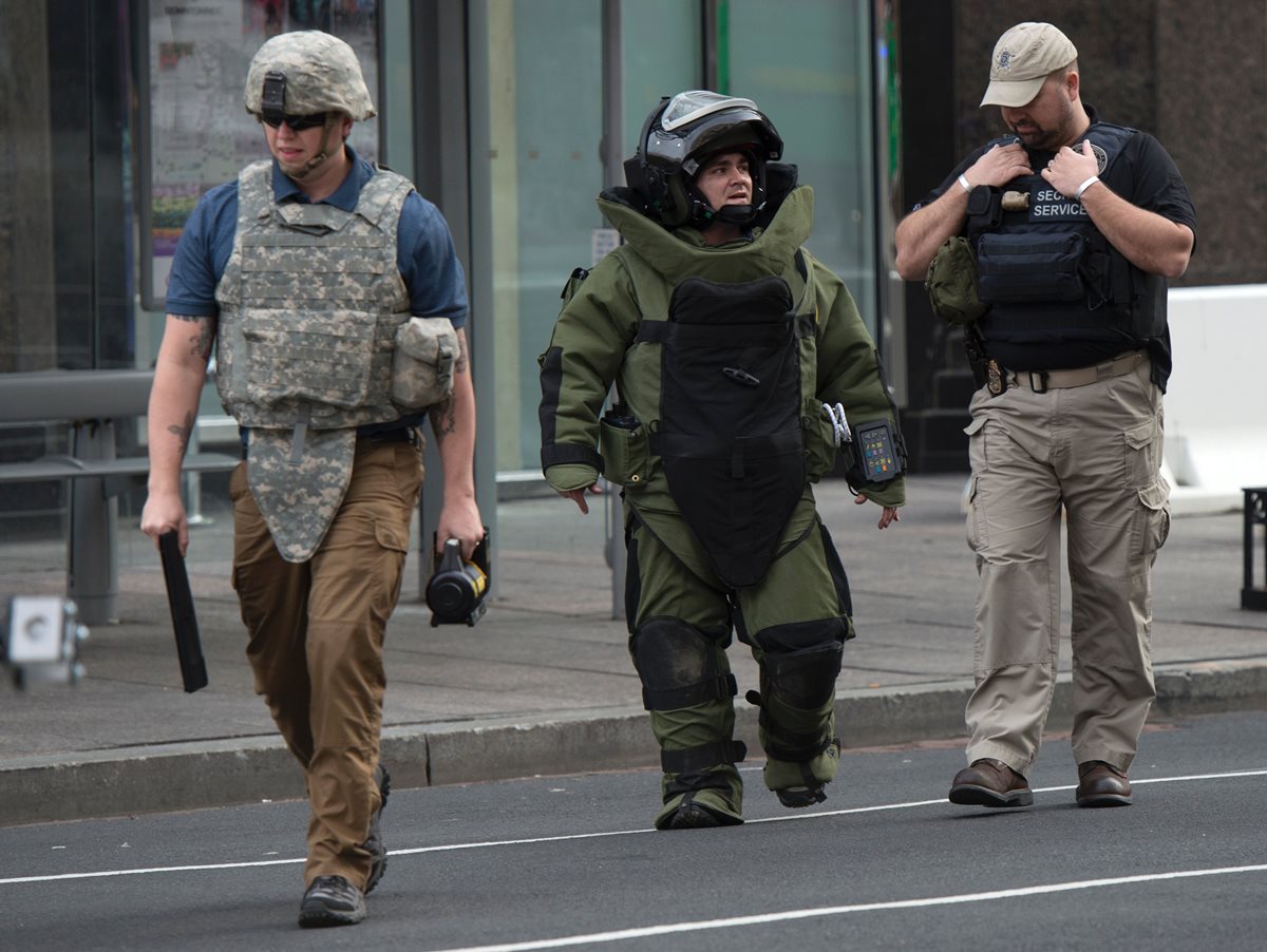 Fuerzas especiales de seguridad de EE. UU. desplegadas en las calles de Washington DC. (Foto Prensa Libre: AFP).