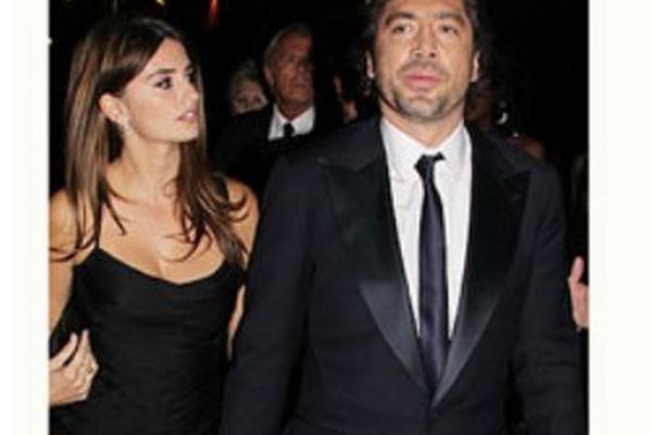 Javier Bardem acudió a Cannes de la mano de Penélope Cruz para presentar "Biutiful", su más reciente actuación.<br mce_bogus="1"/>