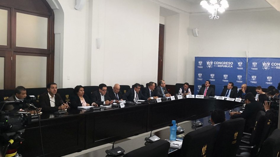 La Comisión de Finanzas del Congreso se ha reunido con funcionarios de los diferentes entes estatales. (Foto, Prensa Libre: Hemeroteca PL).