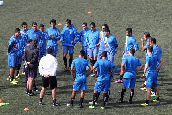 Comunicaciones visita a los Halcones de La Mesilla, en la jornada sexta jornada del torneo Clausura 2015. (Foto Prensa Libre: Hemeroteca PL)