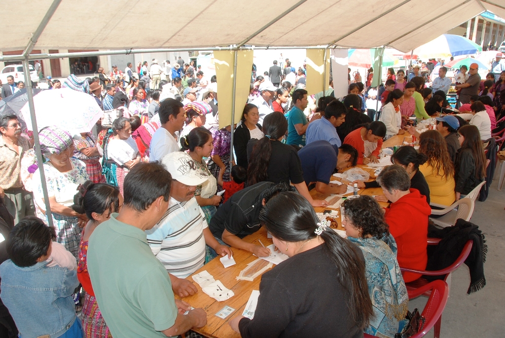 Tres comisiones de trabajo del Congreso tienen en sus manos el futuro de las consultas populares. (Foto Prensa Libre: Hemeroteca PL) 