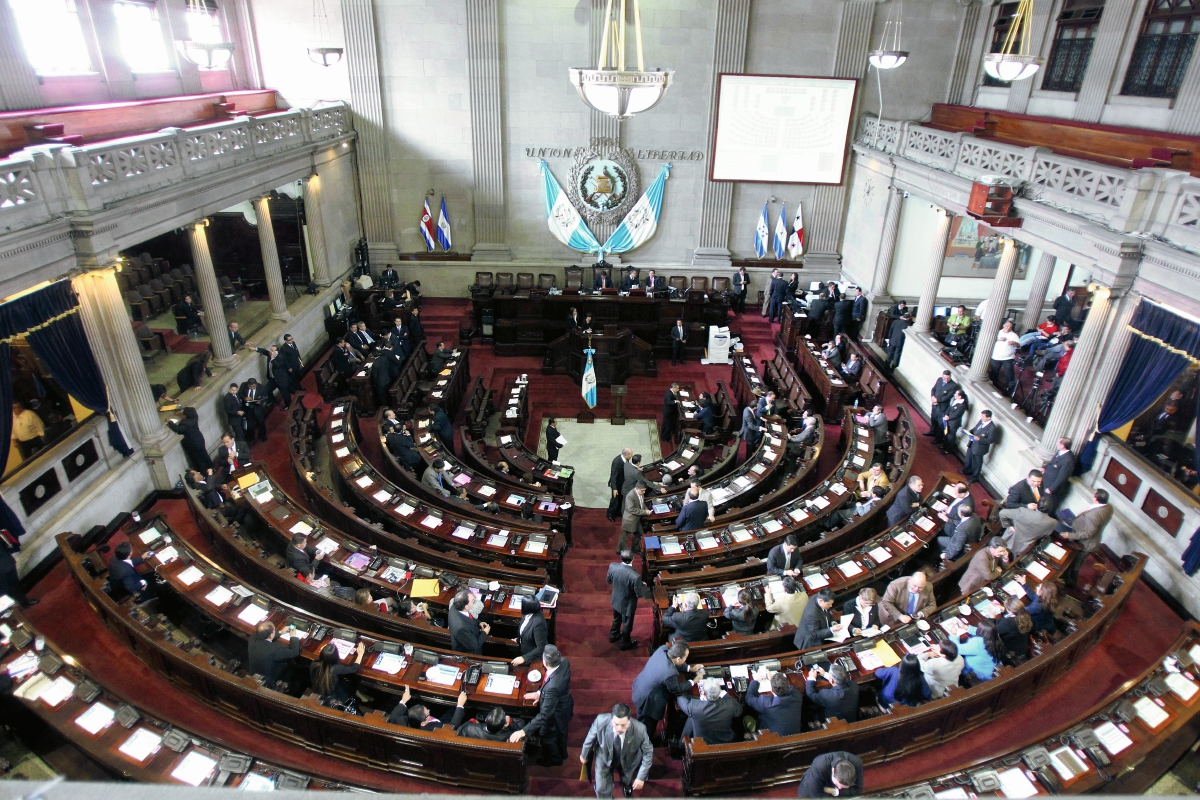 Las diputadas han presentado el 26 por ciento de iniciativas de ley en los últimos tres años. (Foto Prensa Libre:Hemeroteca PL)