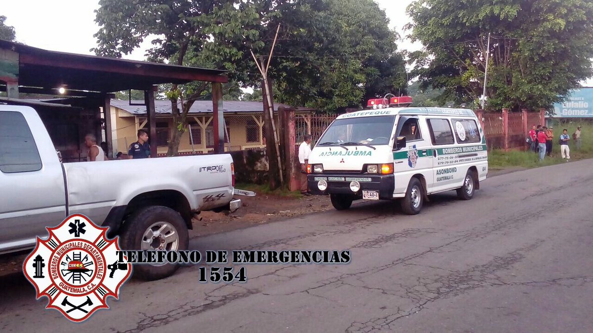Una persona fallecida en Nuevo Chuatuj, zona 7 de Coatepéque, Quetzaltenango. (Foto Prensa Libre: CBMD)