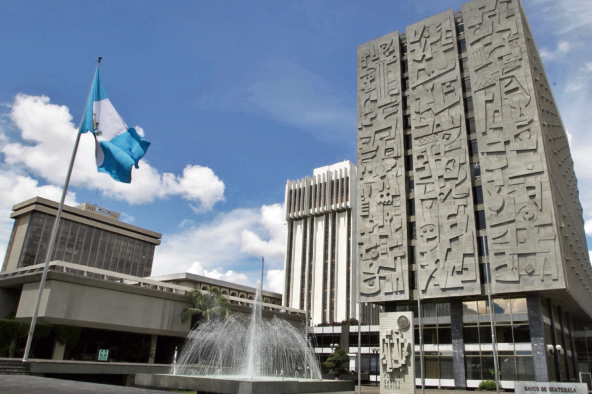 Finanzas utilizará los fondos destinados para amortizar el pago de las deficiencias netas del Banguat para gasto público. (FOTO PRENSA LIBRE: PAULO RAQUEC)