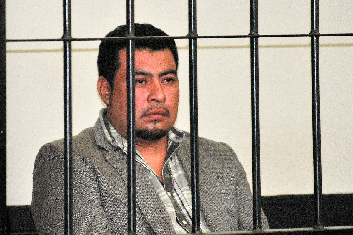 El debate  en contra de Fredy Camacho Aguilar continuará esta semana en el Tribunal Primero de Sentencia Penal, en la cabecera de Quetzaltenango. (Foto Prensa Libre: Alejandra Martínez)