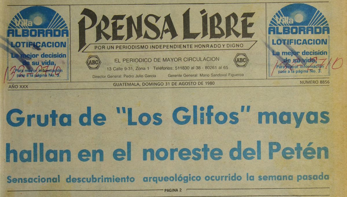 Portada de Prensa Libre 31 de agosto de 1980 con noticia sobre descubrimiento Gruta de "Los Glifos". (Foto: Hemeroteca PL)