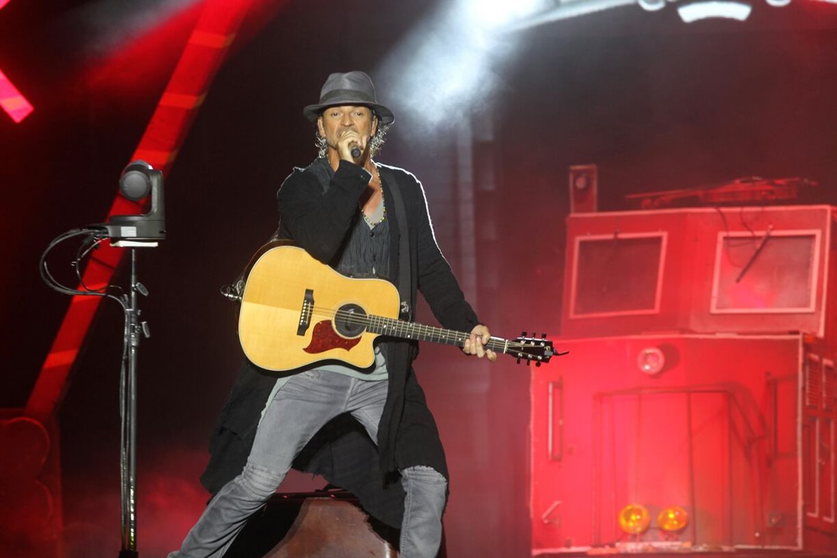 Ricardo Arjona cautiva a los guatemaltecos. (Foto Prensa Libre: Óscar Rivas)