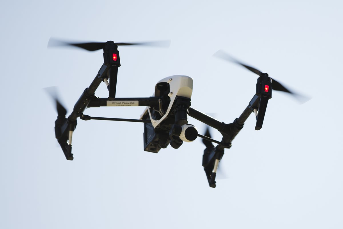 El protocolo podría evitar regulaciones más duras que temen pudieran sofocar la industria de drones. (Foto Prensa Libre: AP)