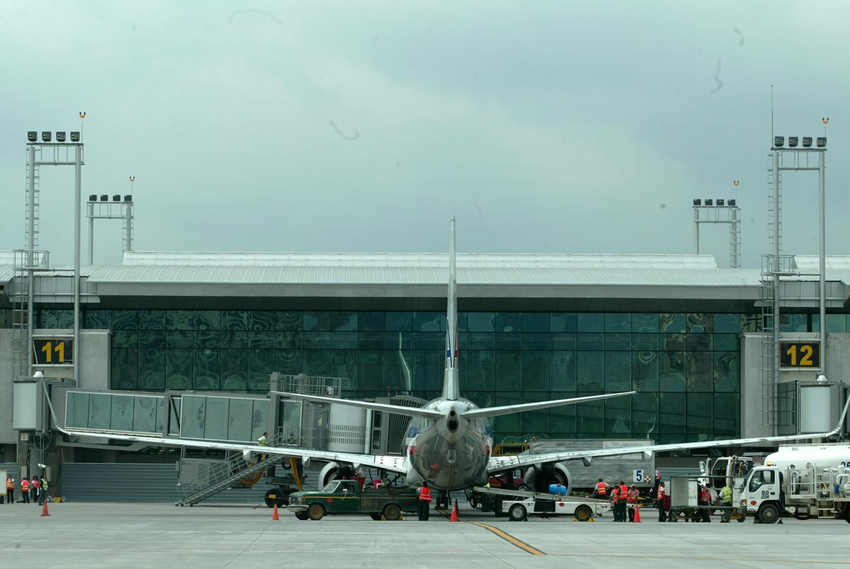 El aeropuerto La Aurora mantendrá su categoría luego de la evaluación de la OACI. (Foto Prensa Libre: Hemeroteca PL)