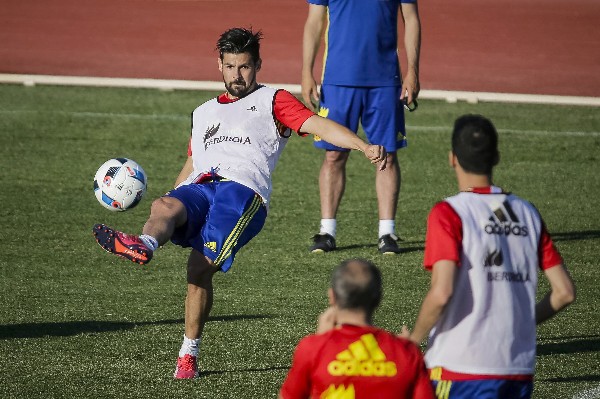 El delantero Nolito durante el entrenamiento de la selección española. (Foto Prensa Libre: EFE).