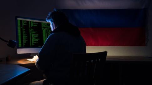 Las agencias de inteligencia estadounidenses y británicas afirman que piratas informáticos rusos patrocinados por el estado están intentando secuestrar equipos de internet. GETTY IMAGES