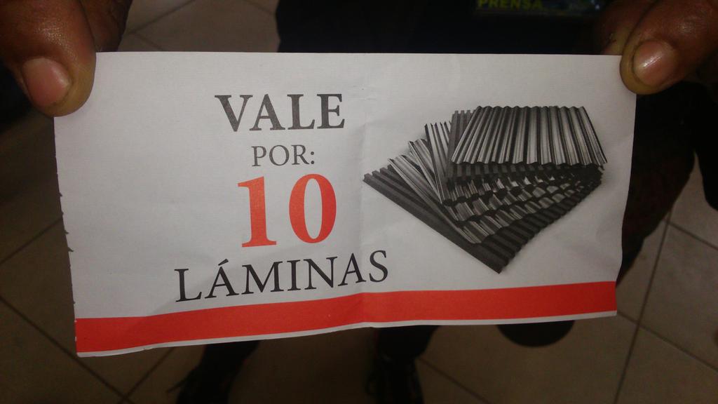 <em>Usuarios se volcaron a las redes sociales para denunciar anomalías en las Elecciones 2015. (Foto Prensa Libre: @ozkargonz).</em>