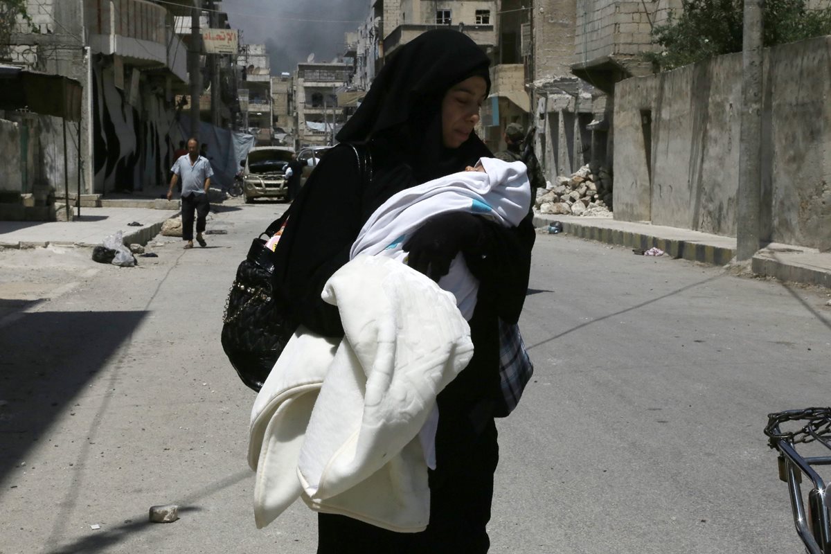 La Unicef alerta de que las familias en Alepo afrontan una situación "catastrófica". (Foto Prensa Libre: AFP).