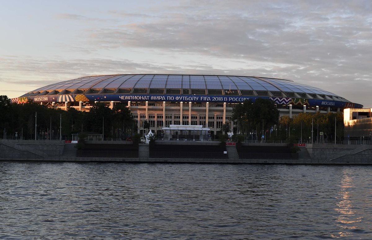 El estadio Luzhniki ha sido el elegido para la inauguración y la final del mundial de Rusia 2018. (Foto Prensa Libre: Afp)