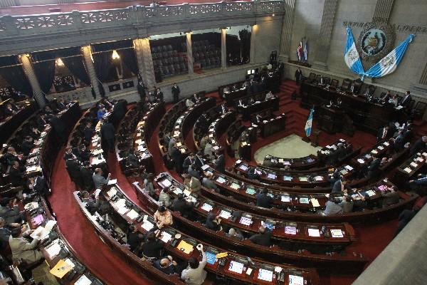 Partidos han perdido y ganado diputados durante dos años, se esperan más modificaciones.