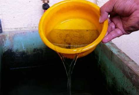 Comunidades se quejan de la calidad del agua entubada.