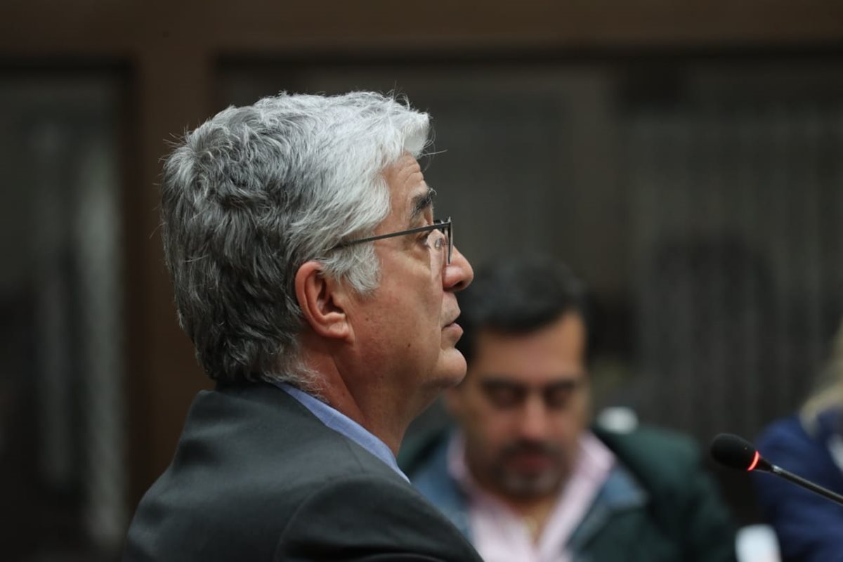 El exministro de Gobernación, Carlos Vielmann, ofreció su primera declaración. (Foto Prensa Libre: Erick Ávila).