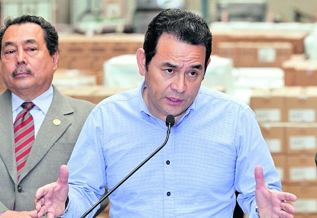 El presidente Jimmy Morales advirtió que accionaría contra el acuerdo. (Foto Prensa Libre: Hemeroteca PL)