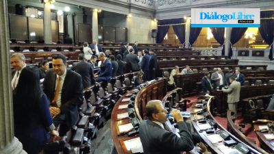 Ciudadanía fiscaliza trabajo de parlamentarios ( Prensa Libre: Hemeroteca PL)