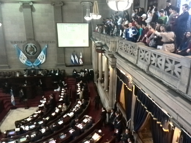 La ley de la Juventud salió de la agenda del pleno del Congreso. (Foto Prensa Libre: Estuardo Paredes)