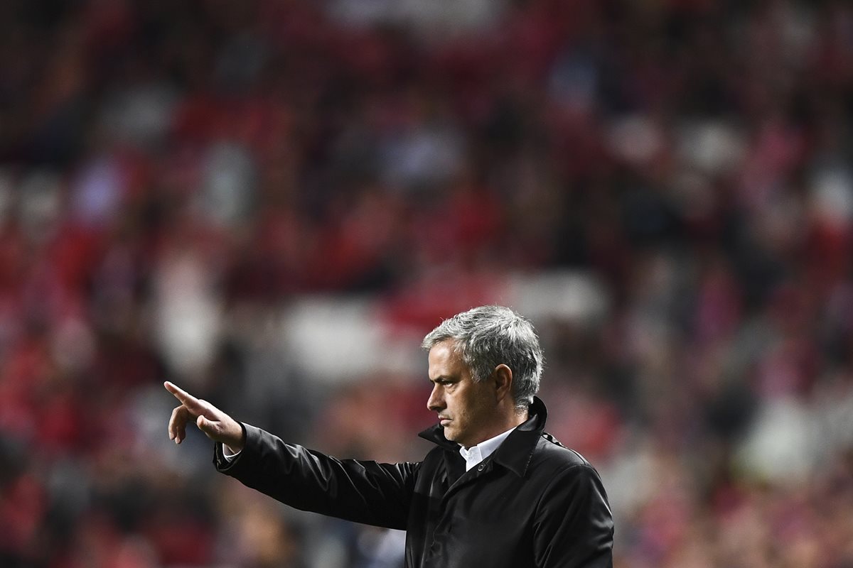 Bajo el mando de José Mourinho el Manchester United es primero del grupo A con un pleno de 9 puntos. (Foto Prensa Libre: AFP)