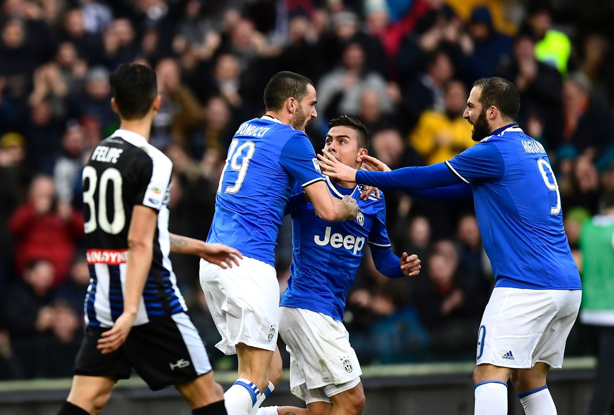 Bonucci anotó el agónico empate para la Juventus frente al Udinese. (Foto Prensa Libre: AFP)