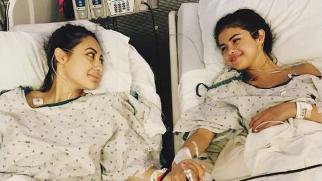 Selena Gómez quiso agradecer a su amiga Francia Raisa, quien le donó un riñón. (INSTAGRAM/SELENA GÓMEZ)