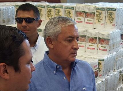  El gobernante supervisó los programas de entrega de alimentos en el Corredor Seco.