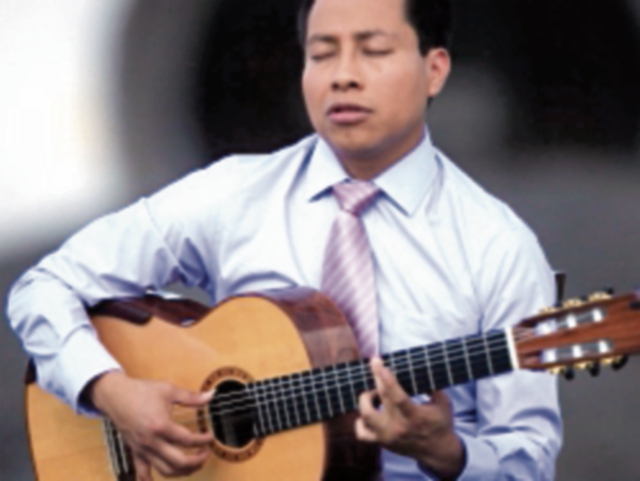 Luis Juárez Quixtán, guitarrista