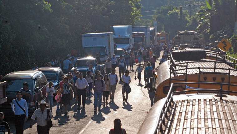 El transporte y el comercio resentirá el miércoles el impacto en el tránsito que ocasionarán los bloqueos de campesinos. (Foto Prensa Libre: Hemeroteca PL)