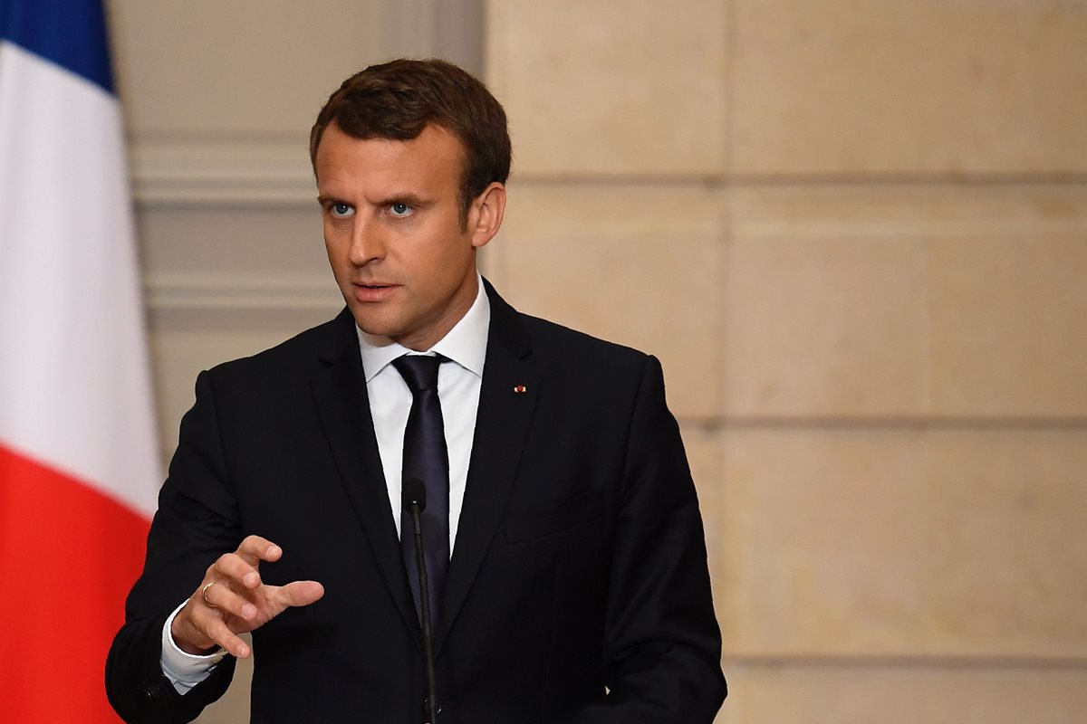 Macron avanza en los comicios franceses. (Foto Prensa Libre: AFP)