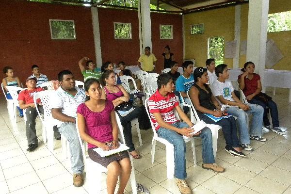 La RNI impartió   taller  sobre liderazgo juvenil, en San Bernardino.
